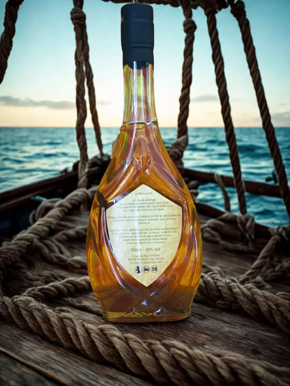 bouteille  Le Manuscris – Rhum arrangé artisanal  Poire, Pomme, Cannelle & Vanille - 500 ml - 28% vol.
